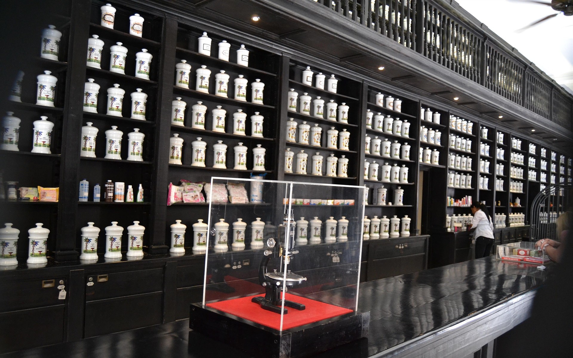 Eczane İç Mimarlık Projesi